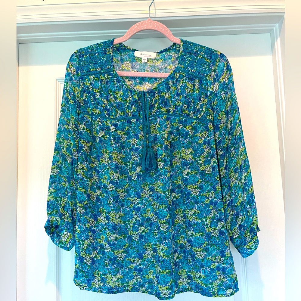 Vince Camuto print blouse